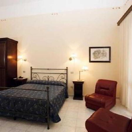 Hotel Cappello Lecce Zewnętrze zdjęcie