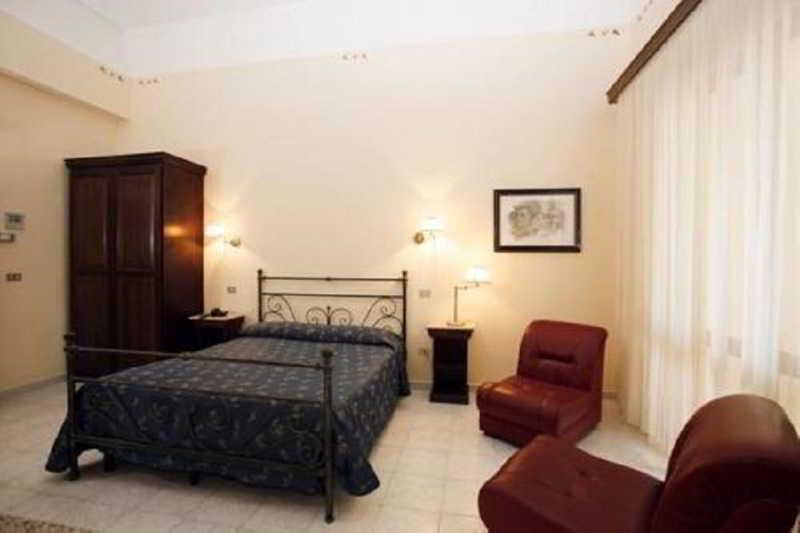 Hotel Cappello Lecce Zewnętrze zdjęcie