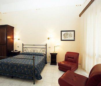 Hotel Cappello Lecce Zewnętrze zdjęcie