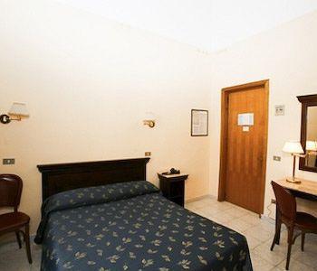 Hotel Cappello Lecce Zewnętrze zdjęcie